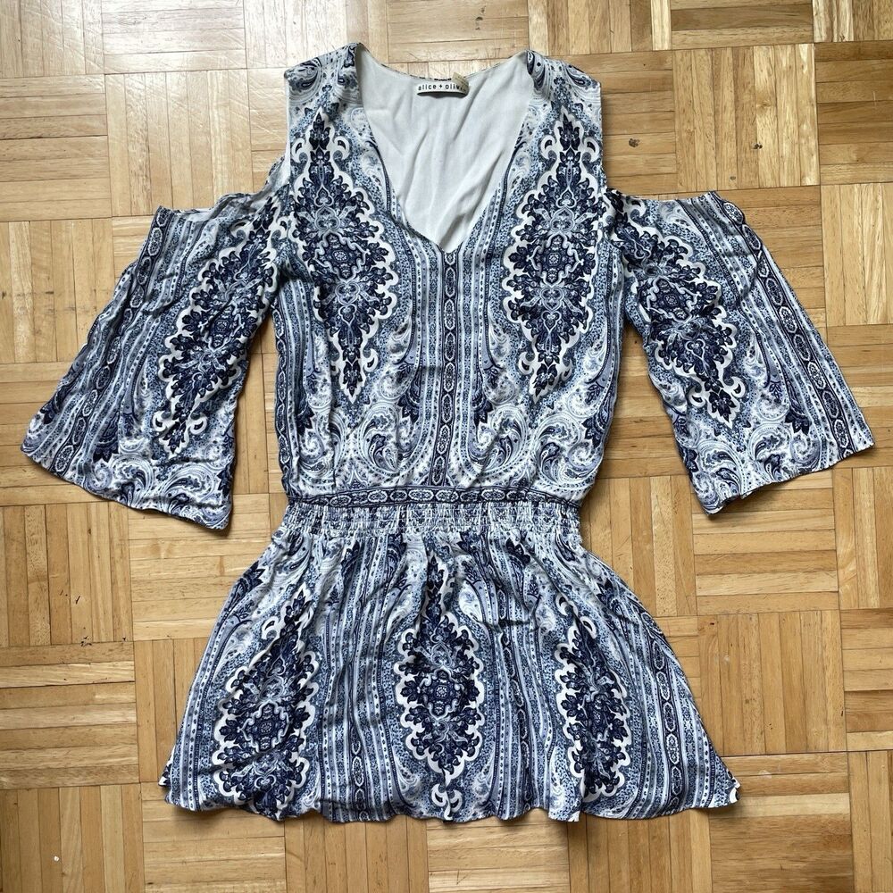 Alice + Olivia Dress Women Size 2 Small Blue White Paisley Cold Shoulder Jolene